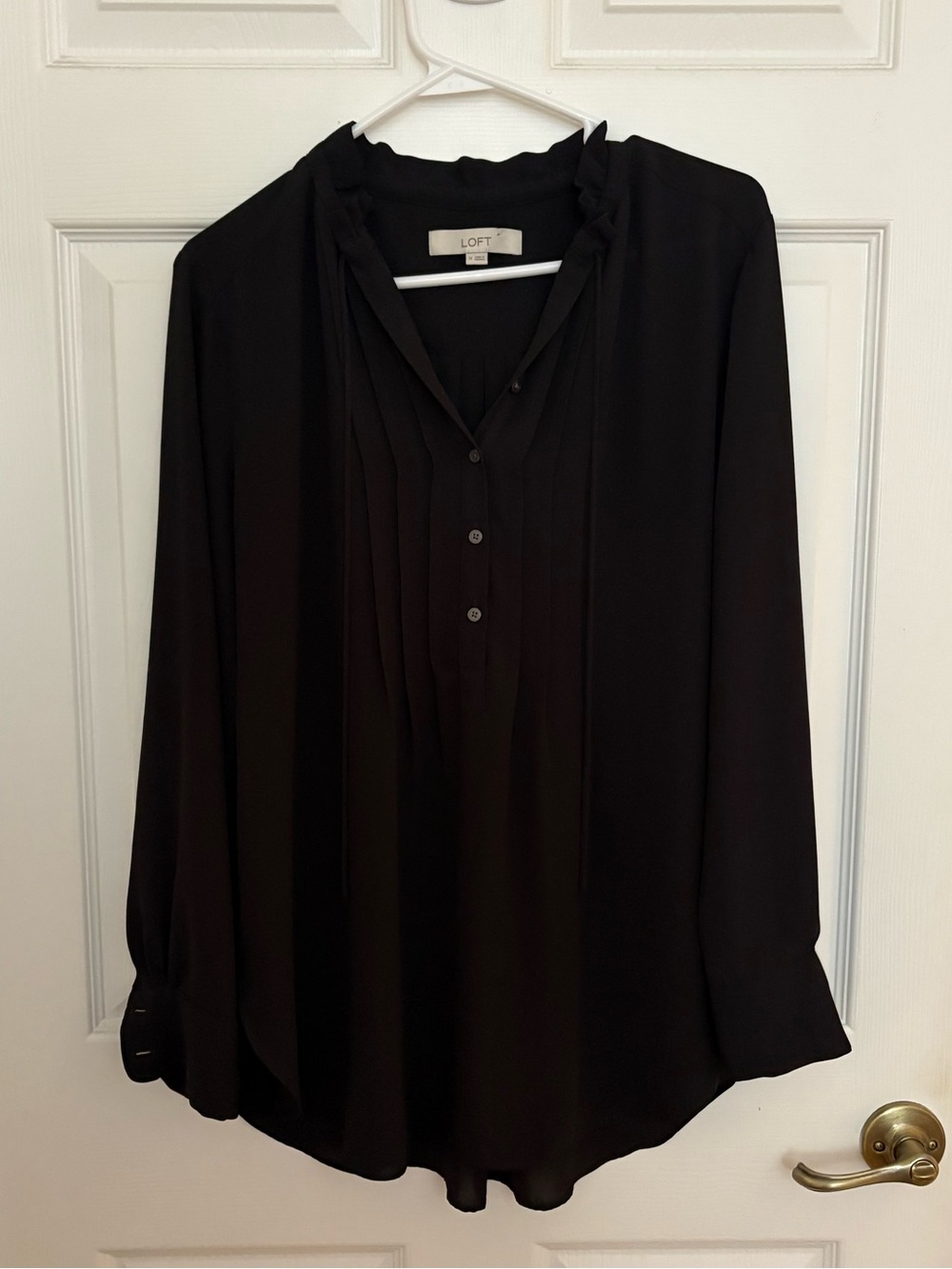 LOFT Black Pleated V-Neck Long-Sleeve Blouse